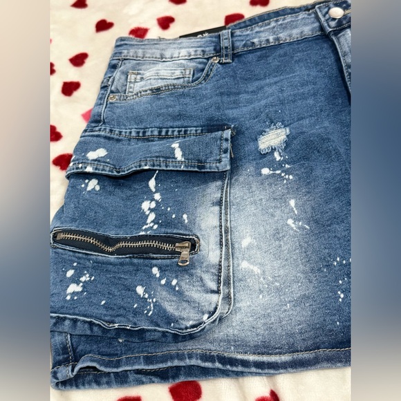 Forever 21 Blue Distressed Cargo Mini Skirt NWT - Picture 3 of 11